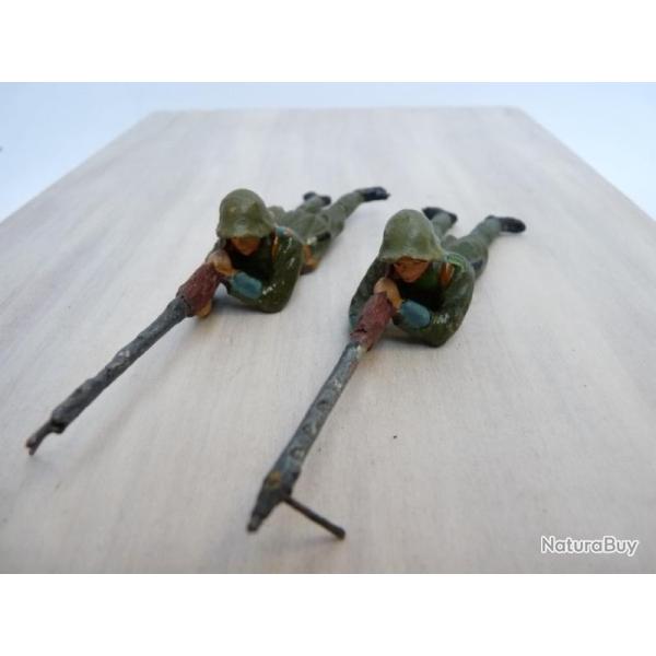 Soldat couch� Militaire Artillerie (x2) Jouet Militaria
