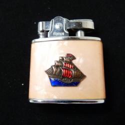 Ancien Briquet Essence SWAN Bateau Tabac objets du fumeur