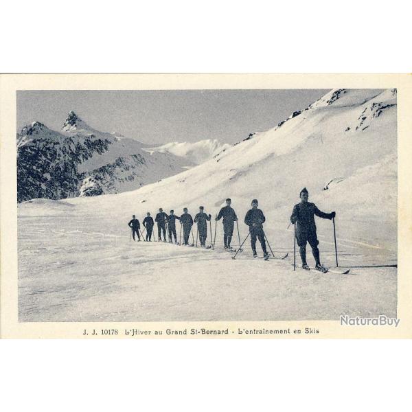 CP Suisse Valais Hiver Grand St Bernard Militaire L'entra�nement en skis