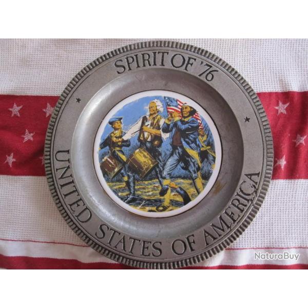 ASSIETTE EN ETAIN " UNITED STATES OF AMERICA   SPIRIT OF 76