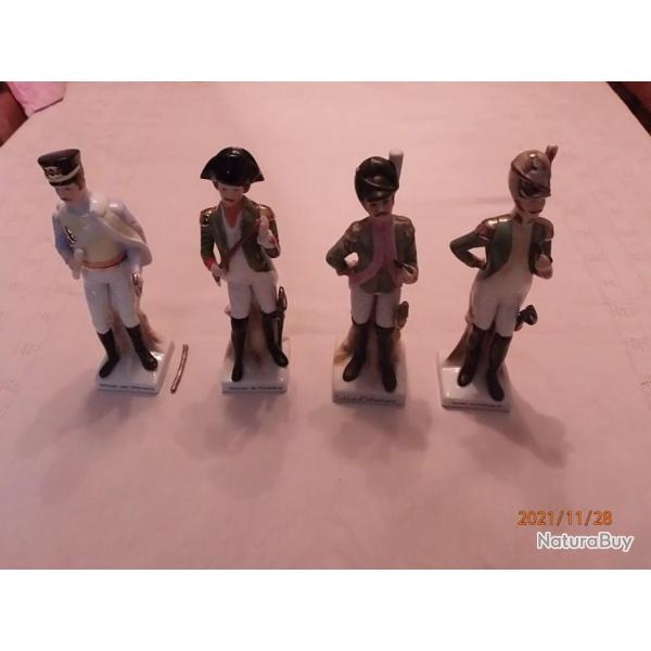 Figurines de l'arm�e napol�onienne.