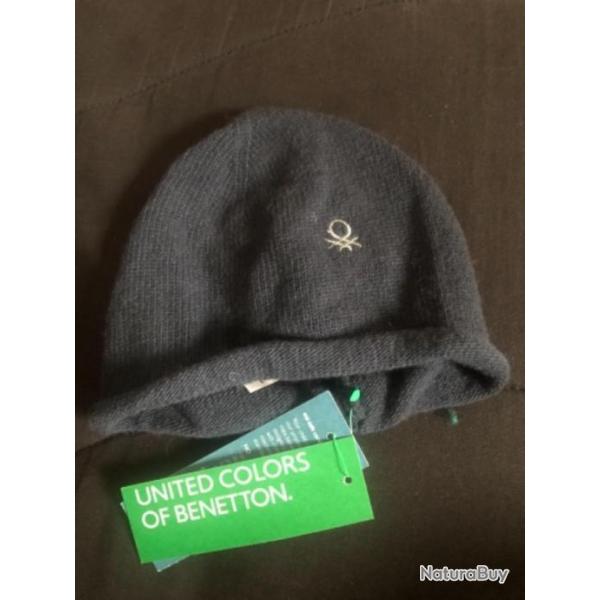 1 bonnet enfant 12 / 18 mois bleu benetton