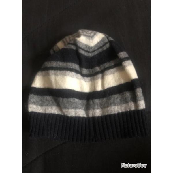 1 bonnet enfant 12 / 18 mois gris bleu blanc benetton
