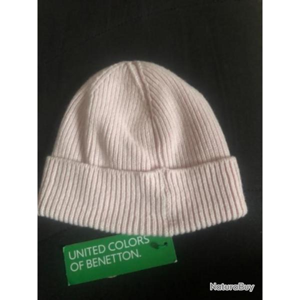1 bonnet enfant 12 / 18 mois blanc rose benetton