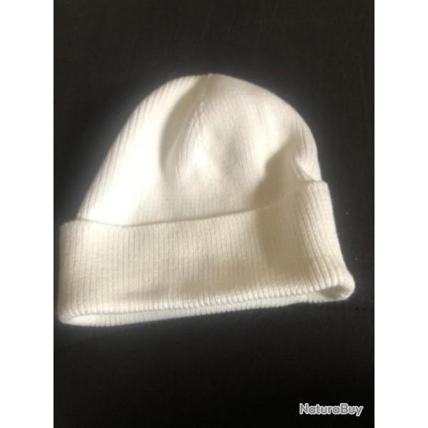 1 bonnet enfant 12 / 18 mois blanc petite maille benetton