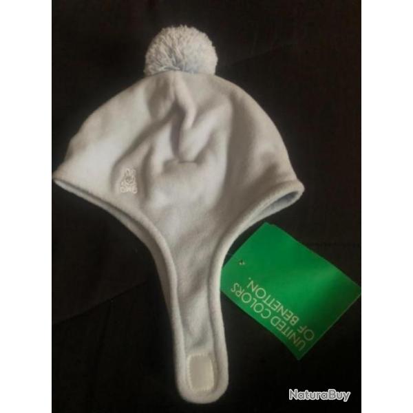 1 bonnet enfant 6 / 9 mois bleu pompon benetton