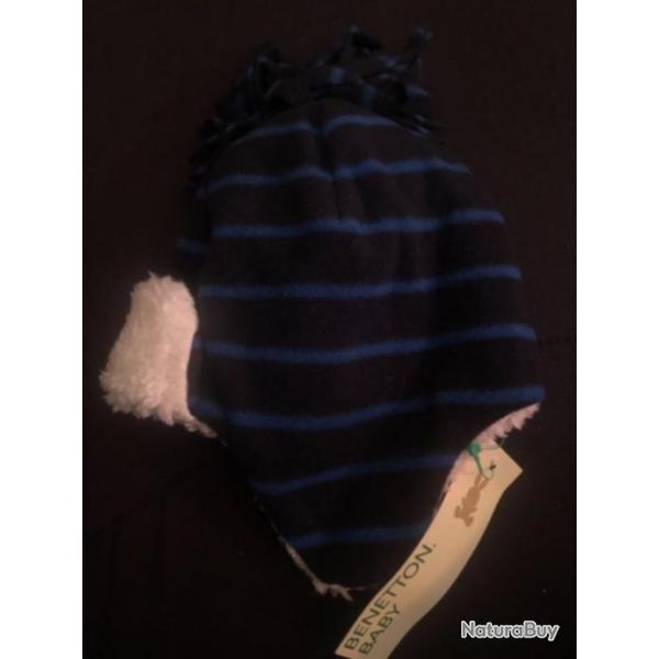 1 bonnet enfant 3 / 6 mois bleu benetton