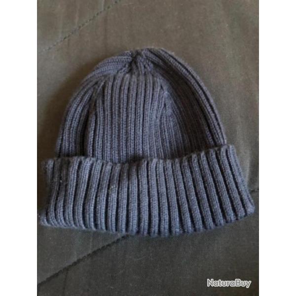 1 bonnet enfant 1 / 3 mois bleu noir benetton