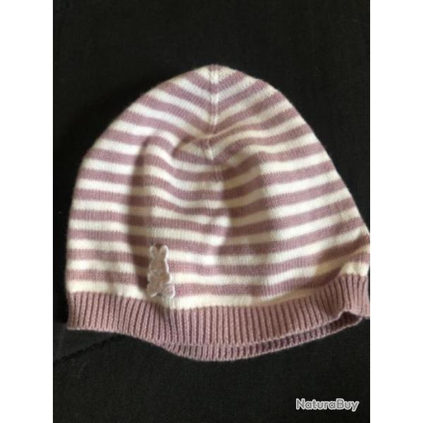 1 bonnet enfant 1 / 3 mois violet blanc benetton