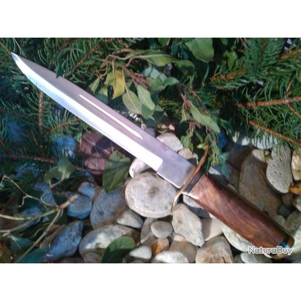 IMPOSANTE DAGUE DE CHASSE - NOYER