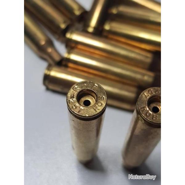 Douilles Remington neuves 257 Roberts lot de 114  �tuis