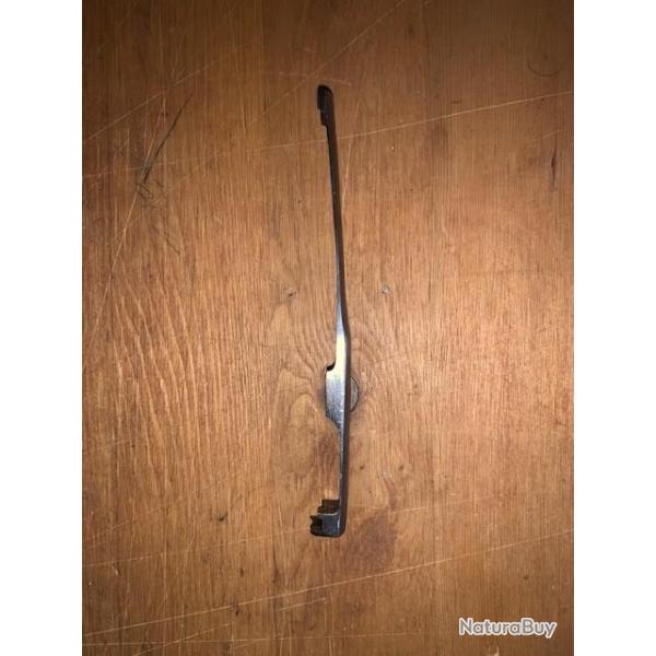 Extracteur avec sa bague de Mousqueton MAUSER ESPAGNOL mod�le 1916