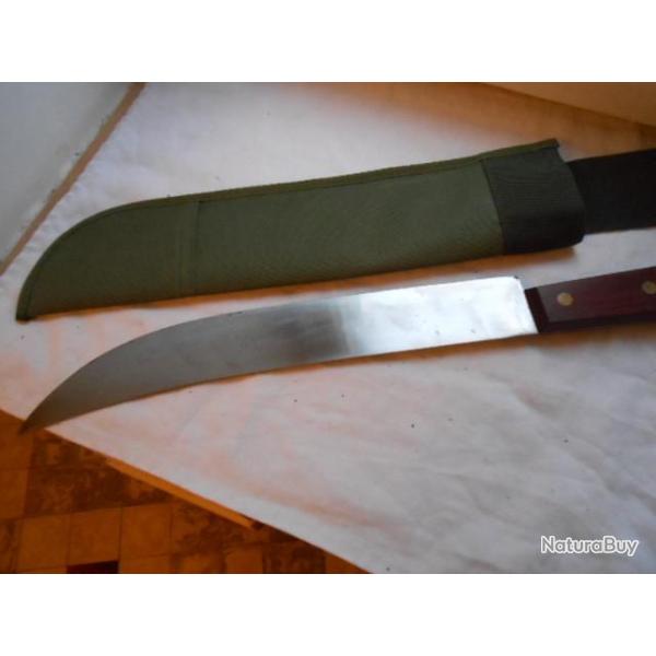 TRES RARE MACHETTE FRAN�AISE " PRECHERCUT"  A VOIR
