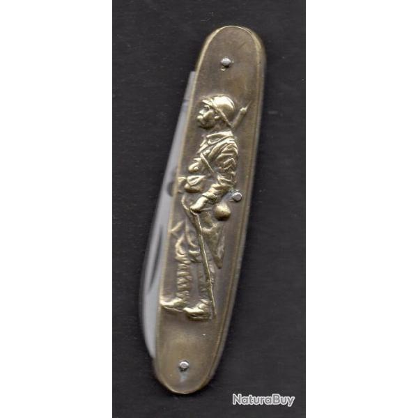 POILU Couteau comm�moratif � vos Initiales GRATUITES . les derniers