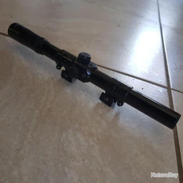 Lunette de vis�e grossissement 4x15 avec pattes fixation 11mm tres bon etat ideal plombs 22lr ...