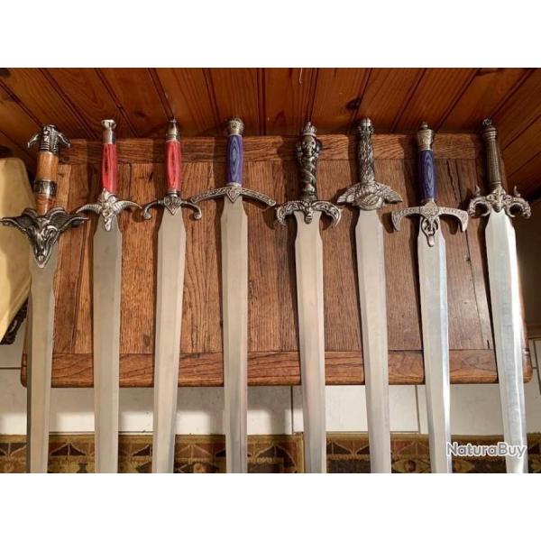 Lot de 12 Ep�es de d�coration - Sc�ne M�di�vale