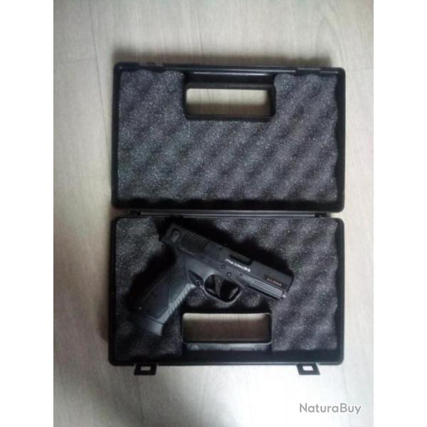 Pistolet Bersa BP9CC Co2 Noir calibre 4.5mm pistolet air comprim� neuf