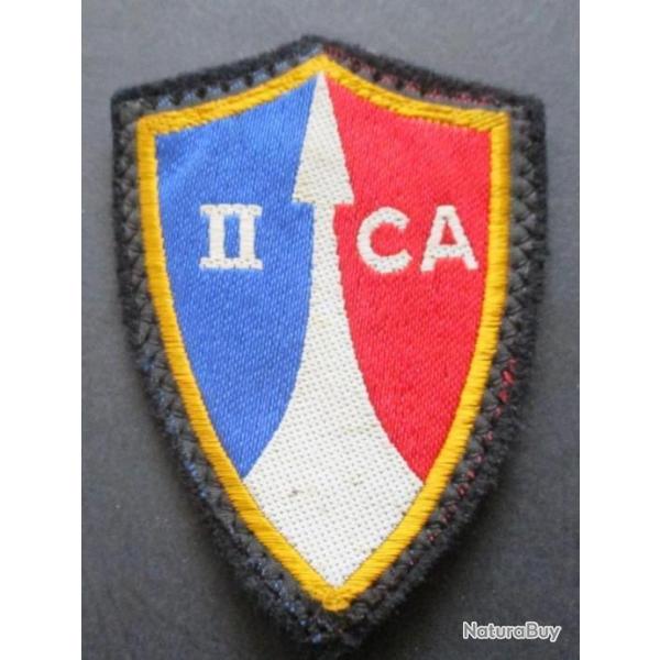 Lot 12 insignes en tissu