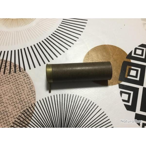 UNE DOUILLE A BROCHE AMORC�E DE CALIBRE 14