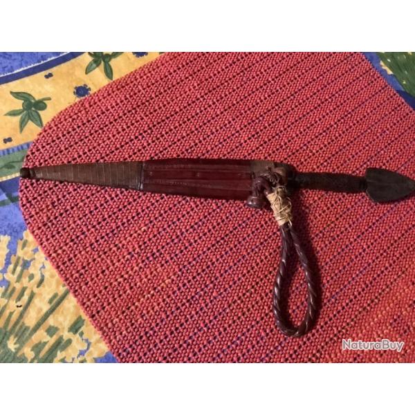 Poignard d'origine ethnique num�ro 5, pas de prix de r�serve