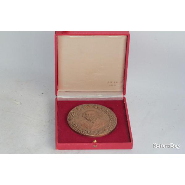 M�daille bronze Paul Cezanne d'apr�s Renoir Peintre Aix-en-Provence
