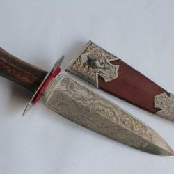 Ancien couteau acier Toledo Espagne Cuchillo de Monte