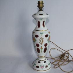 Pied de lampe overlay cristal de Bohême et opaline Moser