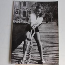 Photo Claude Farell au Festival de Cannes 1953