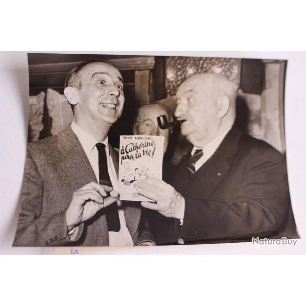 Photo Yvan Audouard prix de l'humour litt�rature 1953 Universal photo