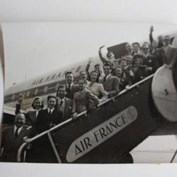 Photo Ballets de l'opéra à l'aérodrome d'Orly Éclair Mondial 1952