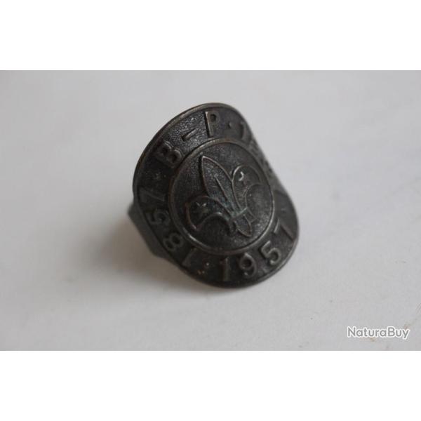 Ancien passe foulard Baden-Powell 1857-1957