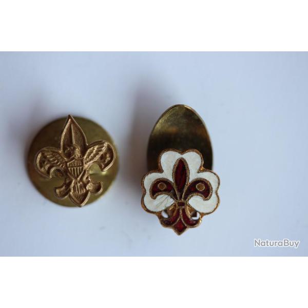 Deux anciennes insignes Scout