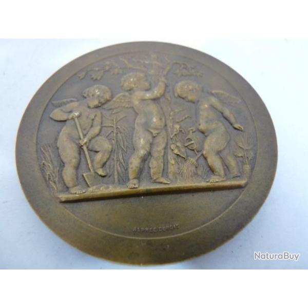 M�daille bronze anges jardiniers par Alph�e Dubois fin XIX� si�cle