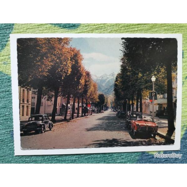 Carte postale Les All�es d'Etigny � Luchon Fiat Renault