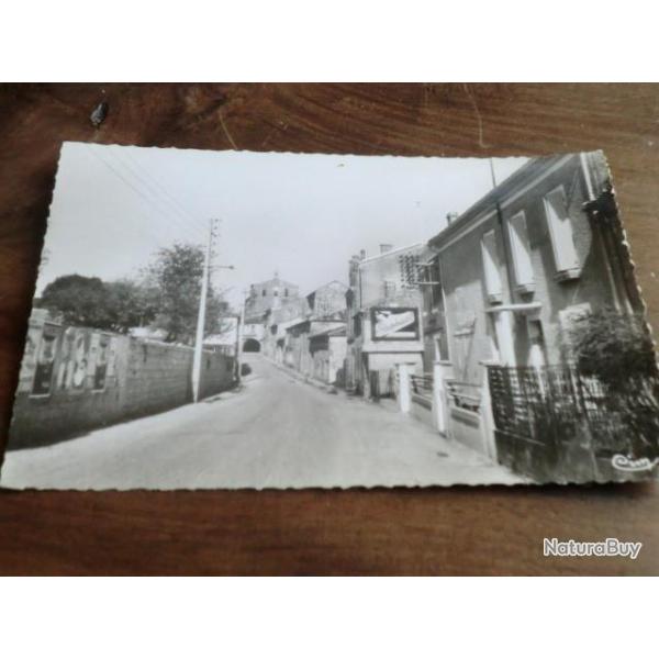 CP  Dpt  82 CASTELSAGRAT RUE DE LA POSTE