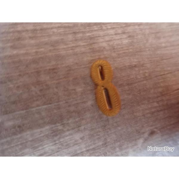 N� de r�giment, insigne suisse pour coiffe ?