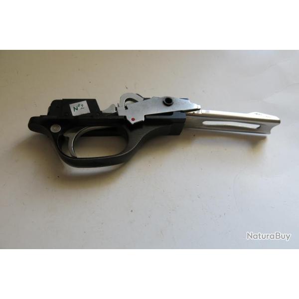 VENDU PAR CUIRASSIER11 N� 2 PONTET COMPLET DE FUSIL SEMI AUTOMATIQUE BENELLI SUPER90 CAL 12