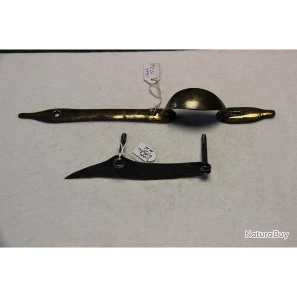 PONTET ET CONTRE PLATINE DE FUSIL DE GUERRE MOD�LE 1774  18 EME