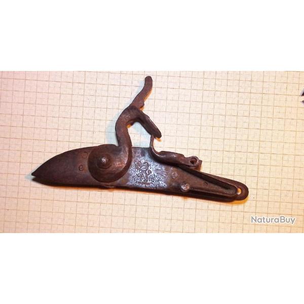 Platine incompl�te  silex Anglais East India Compagny avec poin�on  PL 199...X