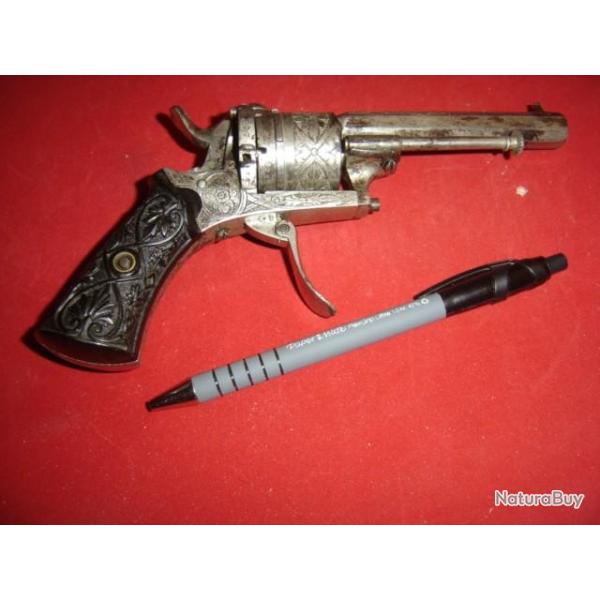 REVOLVER 7mm A BROCHE faire offre .