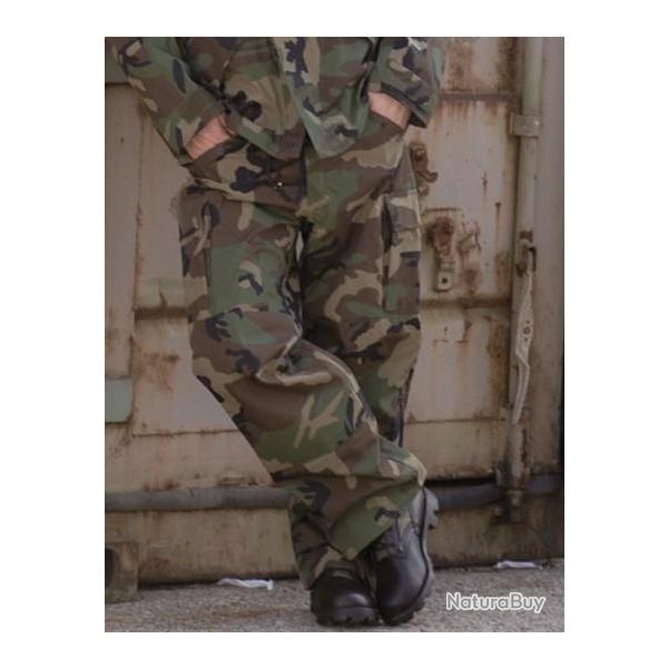 Pantalon de Pluie avec 3 couches Lamin�es camouflage woodland