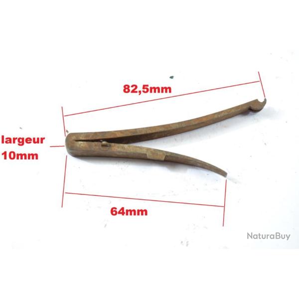 Grand ressort pour platine de pistolet ou fusil � chien. Restauration arme ancienne collection (I)