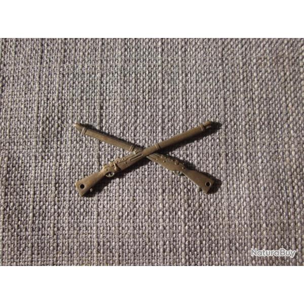 Insigne mtallique brevet de tireur bronze