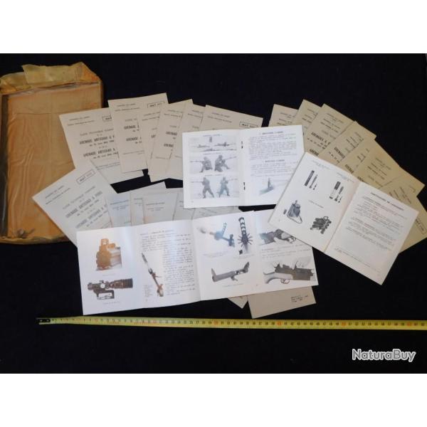 GROS LOT 24 MANUELS ARMEE FRANCAISE - CONDITIONNEMENT MOBILISATION - FSA 49-56 & GRENADES & ....