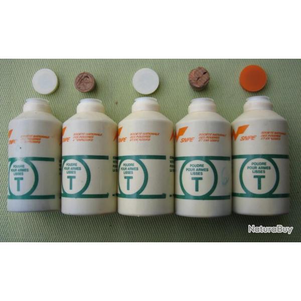 Lot  de  8  bidons  de  poudre  T  vides