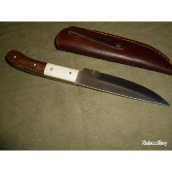 SKINNER  LAME INOX , BEAU MANCHE MIXTE ,avec etui cuir