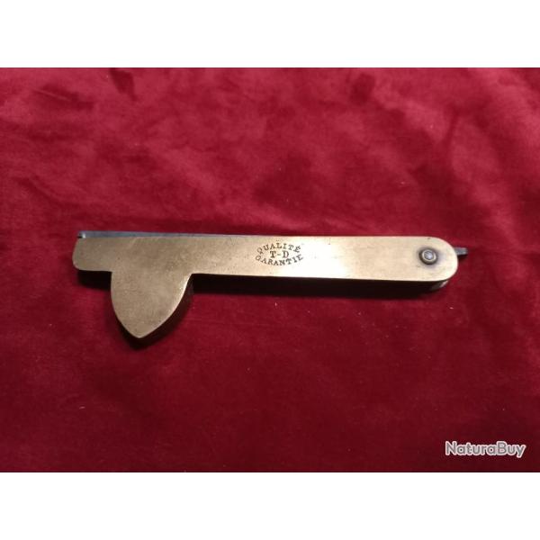 Ancien couteau v�t�rinaire  " T - D "