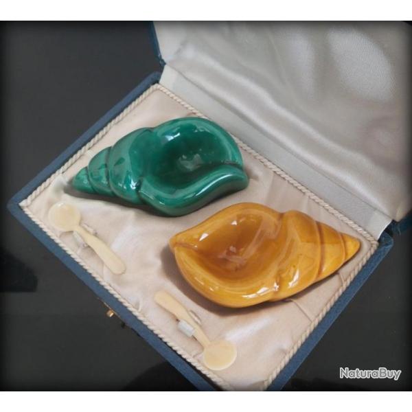 Ancien saleron, moutardier forme coquillage des ann�es 70-Coquillage ocre et vert.