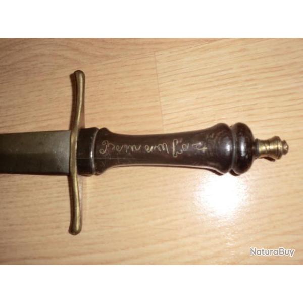 ANCIEN COUTEAU POIGNARD