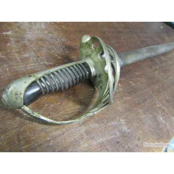 �p�e officier infanterie mod 1882, jouet d'enfant pour riche bourgeois sabre ; � nettoyer